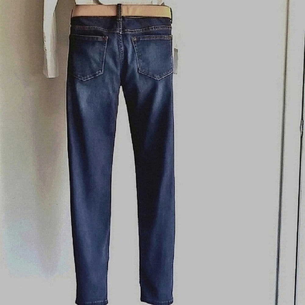 Sneak Peek Skinny Jeans - Picture 6 of 7